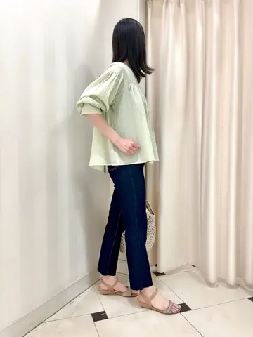 組曲 金井 コーディネート画像