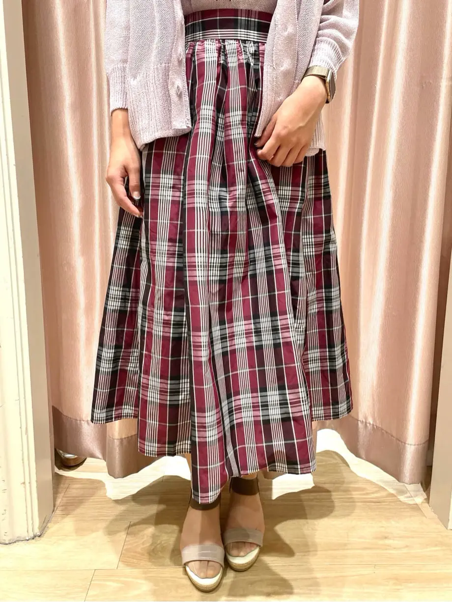 組曲 スタッフ コーディネート画像