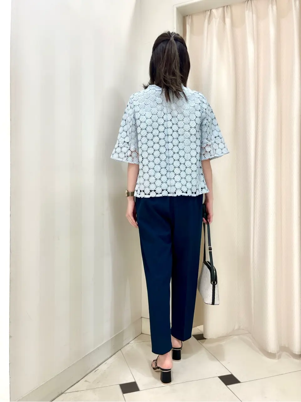 組曲 金井 コーディネート画像