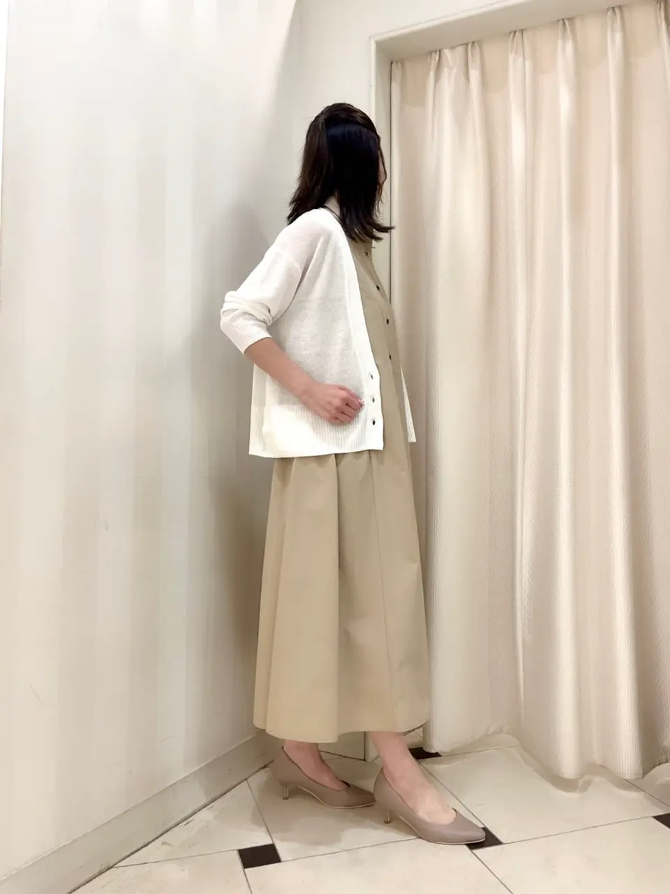 組曲 金井 コーディネート画像