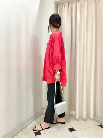 組曲 金井 コーディネート画像