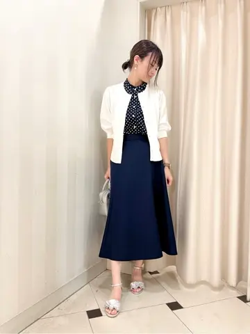 組曲 金井 コーディネート画像