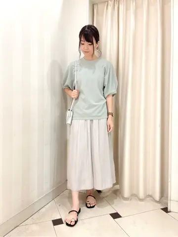 組曲 金井 コーディネート画像