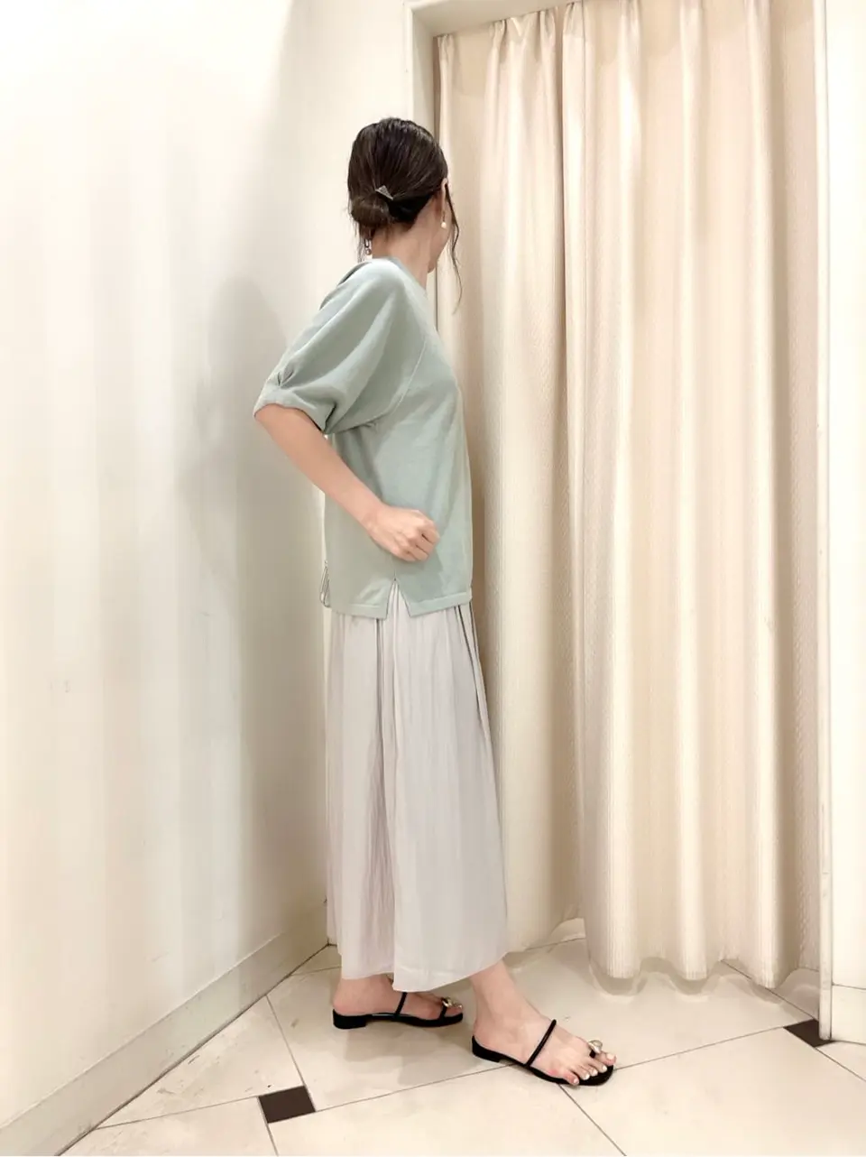 組曲 金井 コーディネート画像