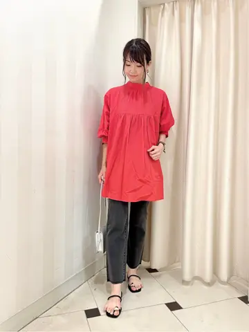 組曲 金井 コーディネート画像