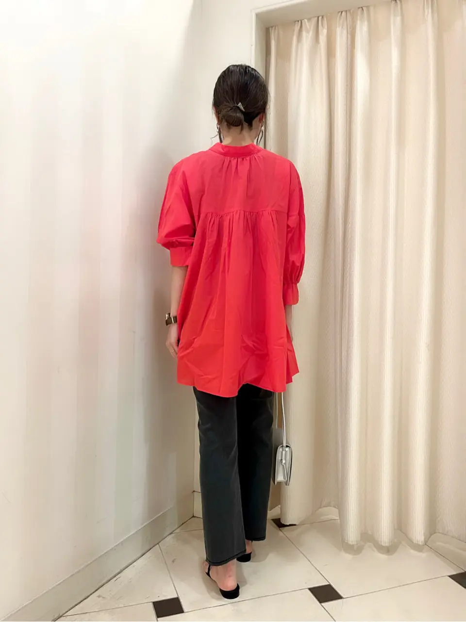 組曲 金井 コーディネート画像