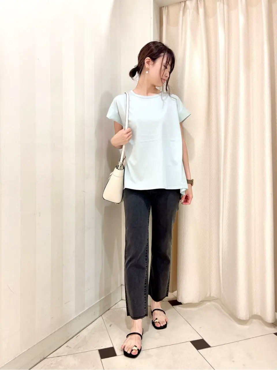  金井 コーディネート画像