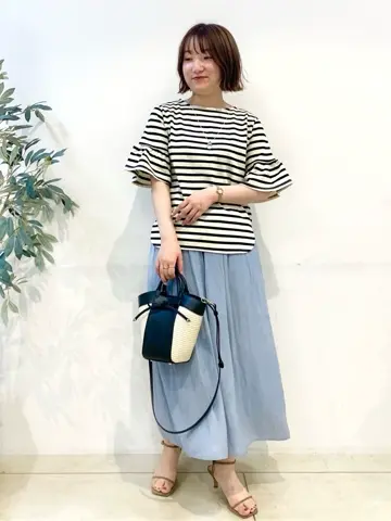 組曲 石井 コーディネート画像