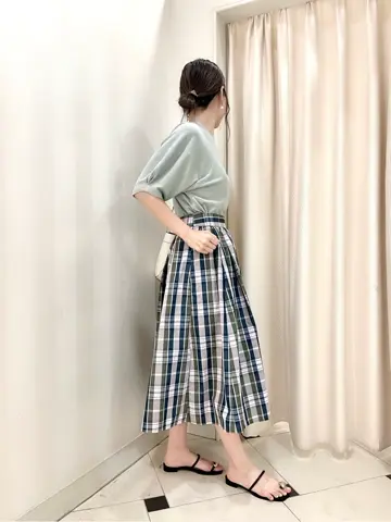 組曲 金井 コーディネート画像