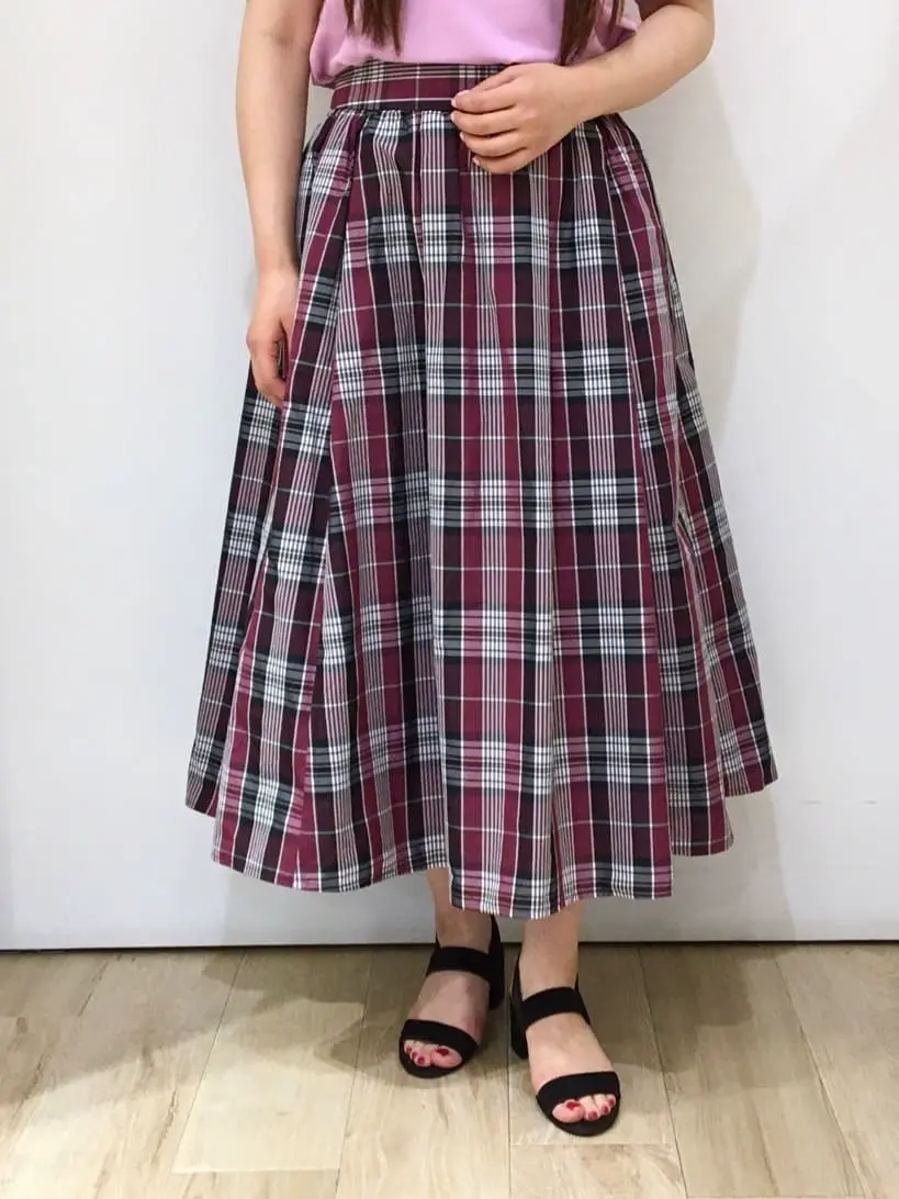 組曲 スタッフ コーディネート画像