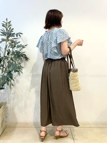 組曲 石井 コーディネート画像