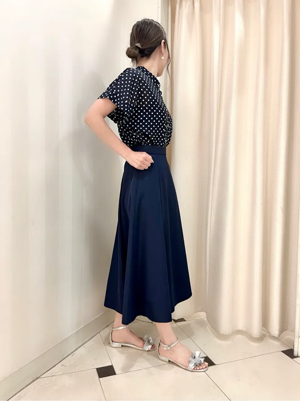 組曲 金井 コーディネート画像