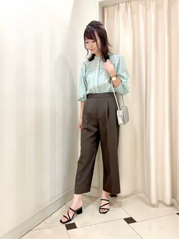 組曲 金井 コーディネート画像