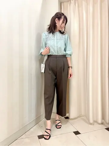 組曲 金井 コーディネート画像