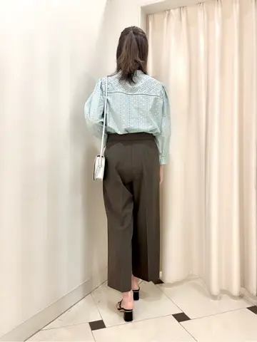 組曲 金井 コーディネート画像