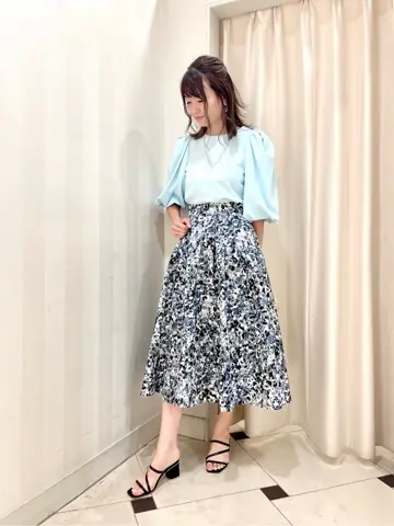 組曲 金井 コーディネート画像