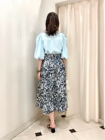 組曲 金井 コーディネート画像