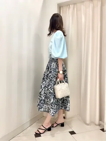 組曲 金井 コーディネート画像