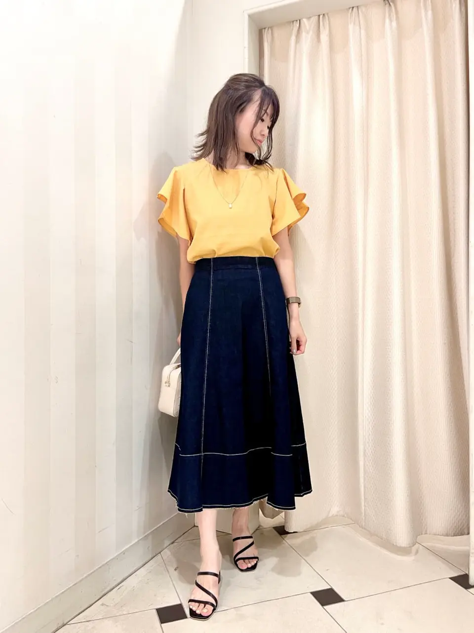 組曲 金井 コーディネート画像