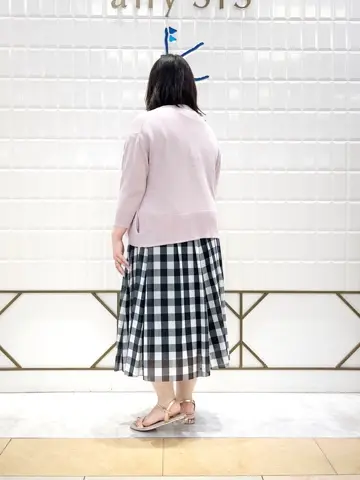 組曲 西田 コーディネート画像