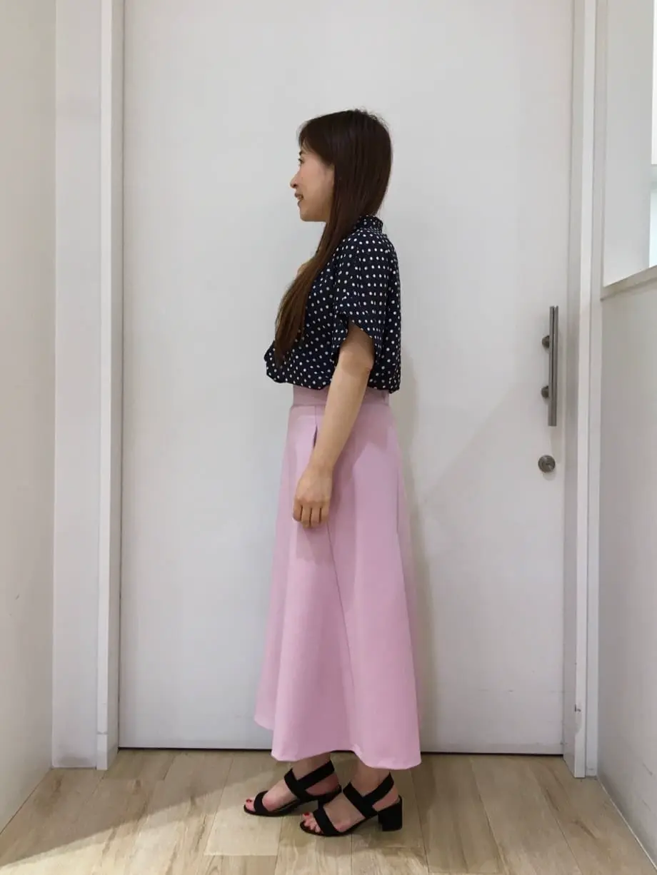 組曲 スタッフ コーディネート画像