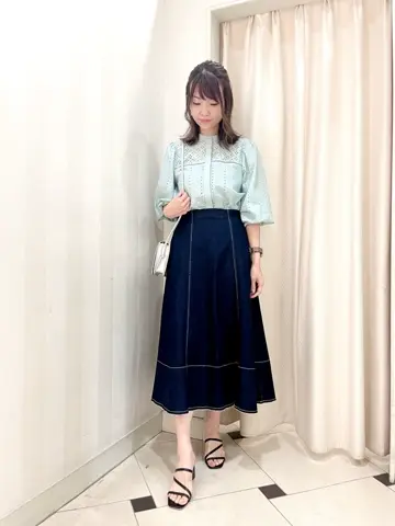 組曲 金井 コーディネート画像