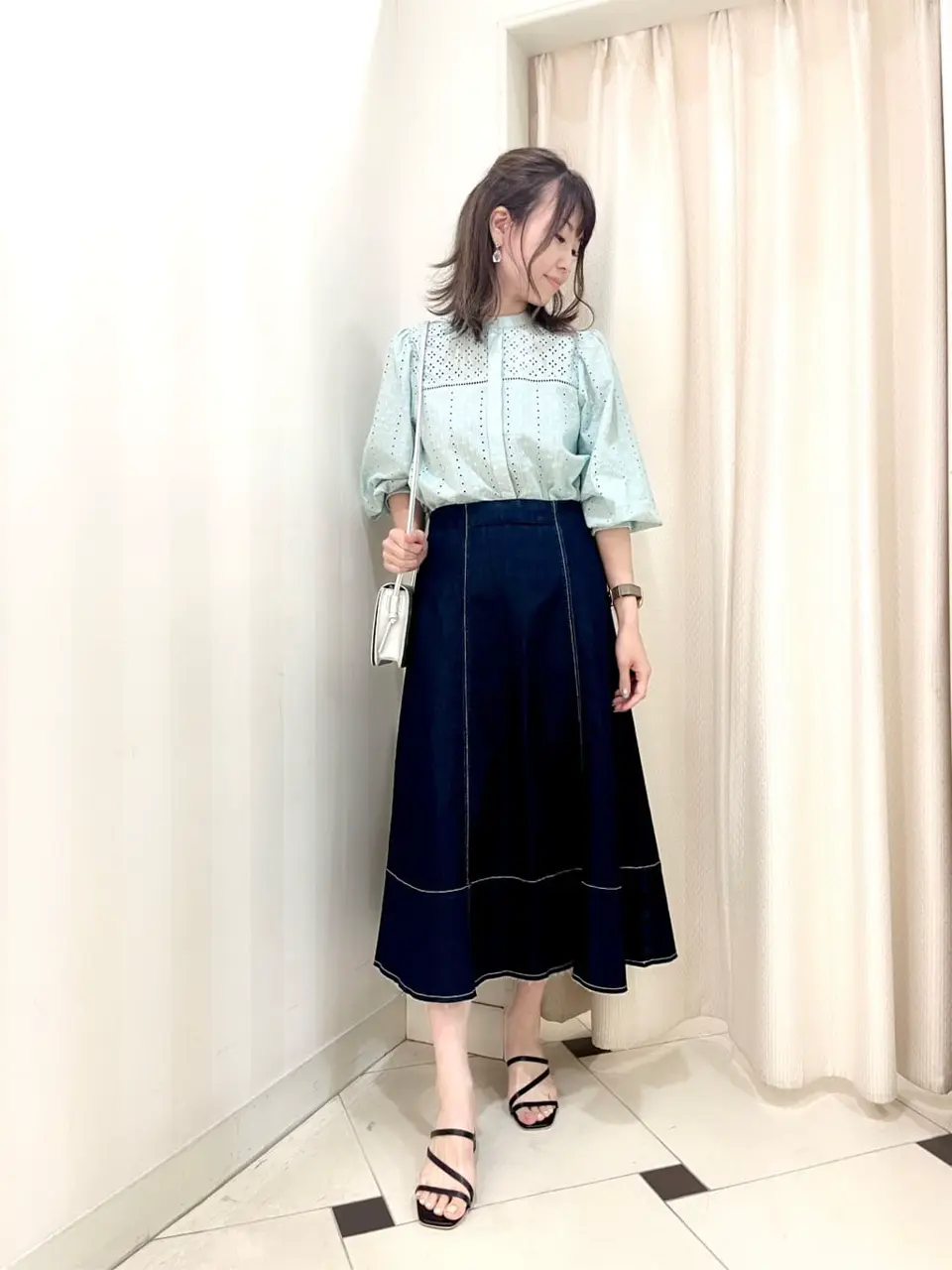 組曲 金井 コーディネート画像