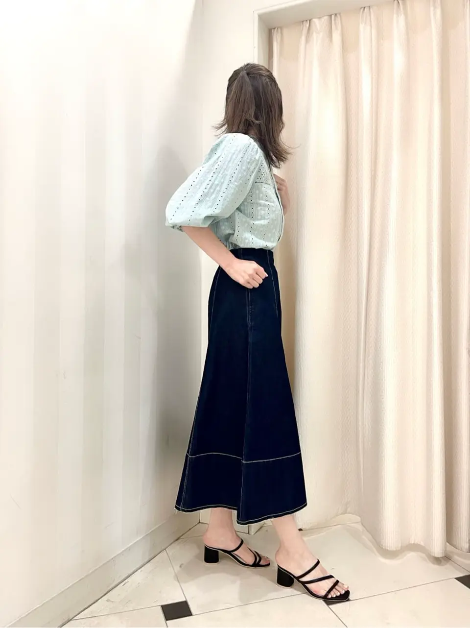 組曲 金井 コーディネート画像