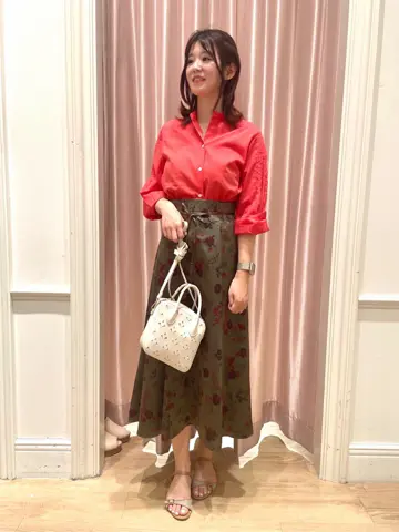 組曲 スタッフ コーディネート画像