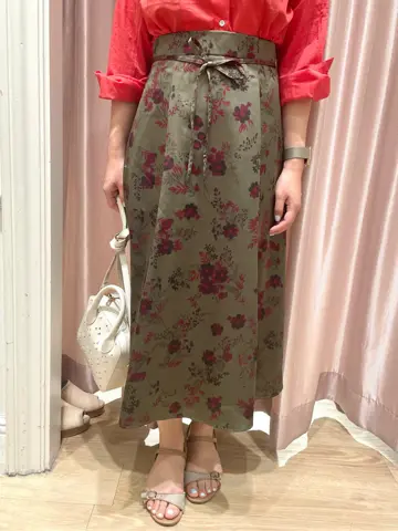 組曲 スタッフ コーディネート画像