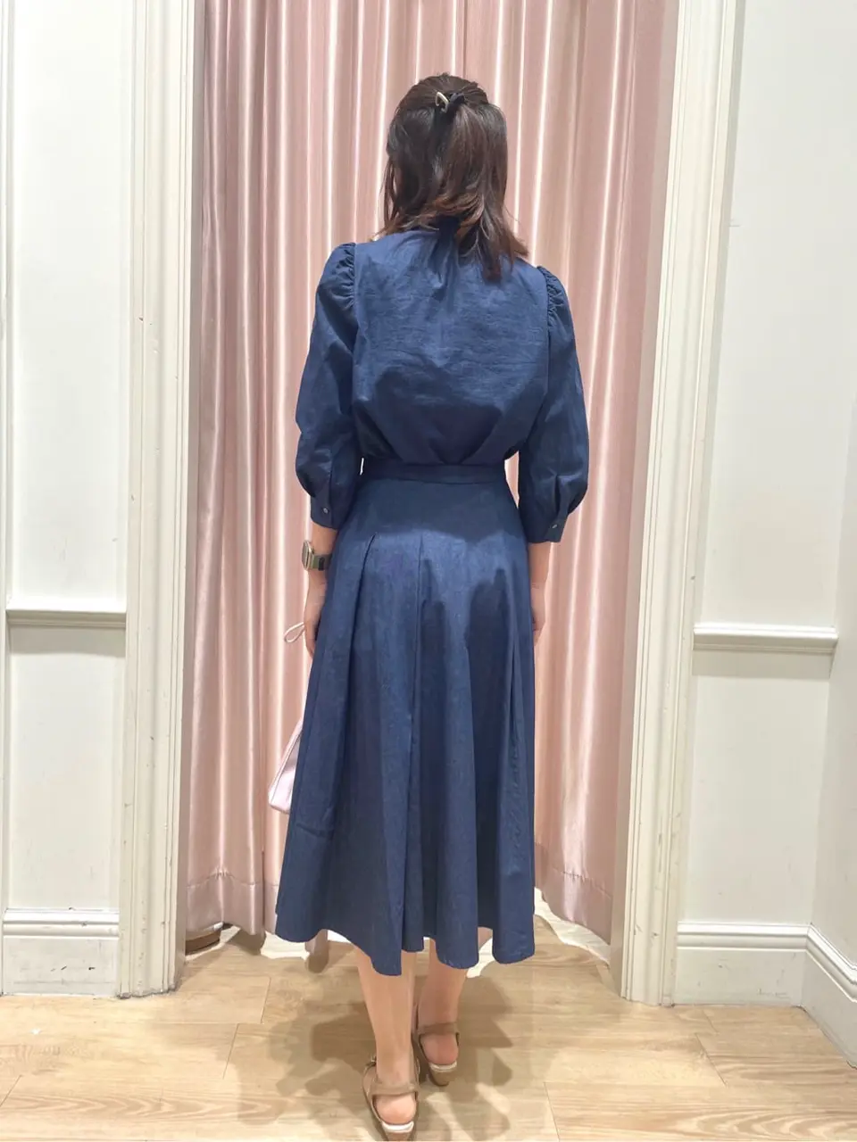 組曲 スタッフ コーディネート画像