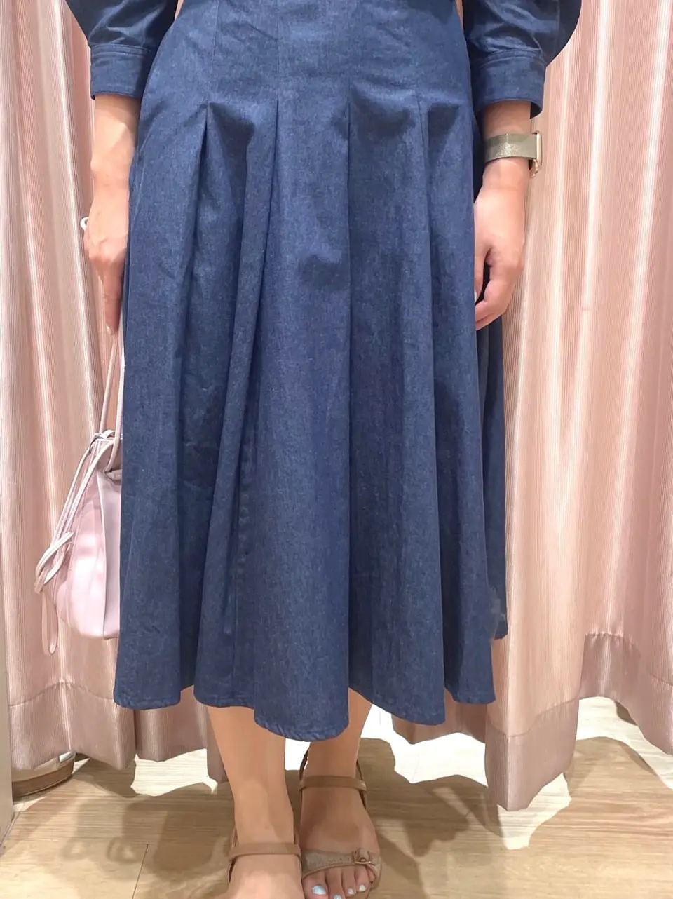 組曲 スタッフ コーディネート画像