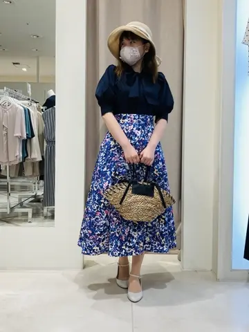 組曲 川根　彩 コーディネート画像