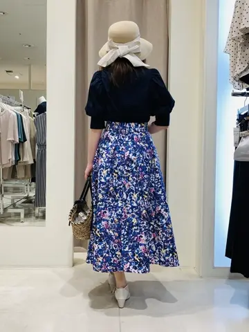 組曲 川根　彩 コーディネート画像