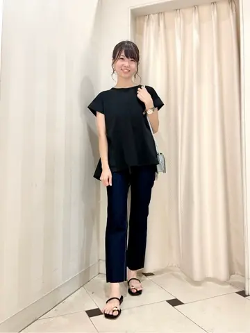 組曲 金井 コーディネート画像