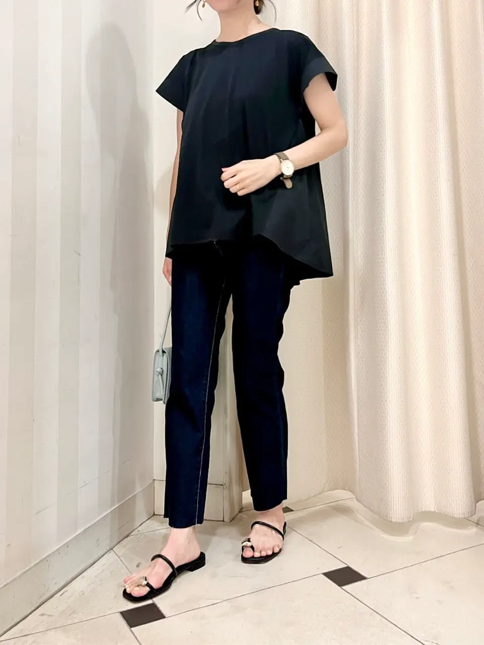 組曲 金井 コーディネート画像