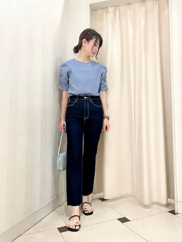 組曲 金井 コーディネート画像