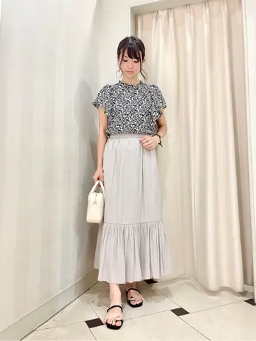 組曲 金井 コーディネート画像