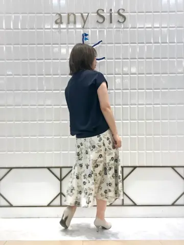 組曲 中山 コーディネート画像