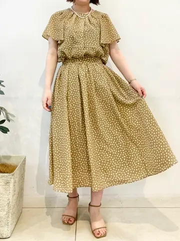 組曲 石井 コーディネート画像