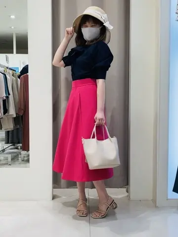 組曲 川根　彩 コーディネート画像