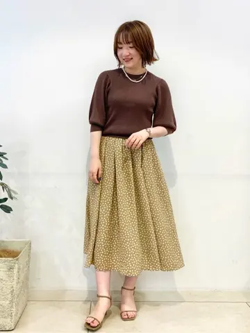 組曲 石井 コーディネート画像