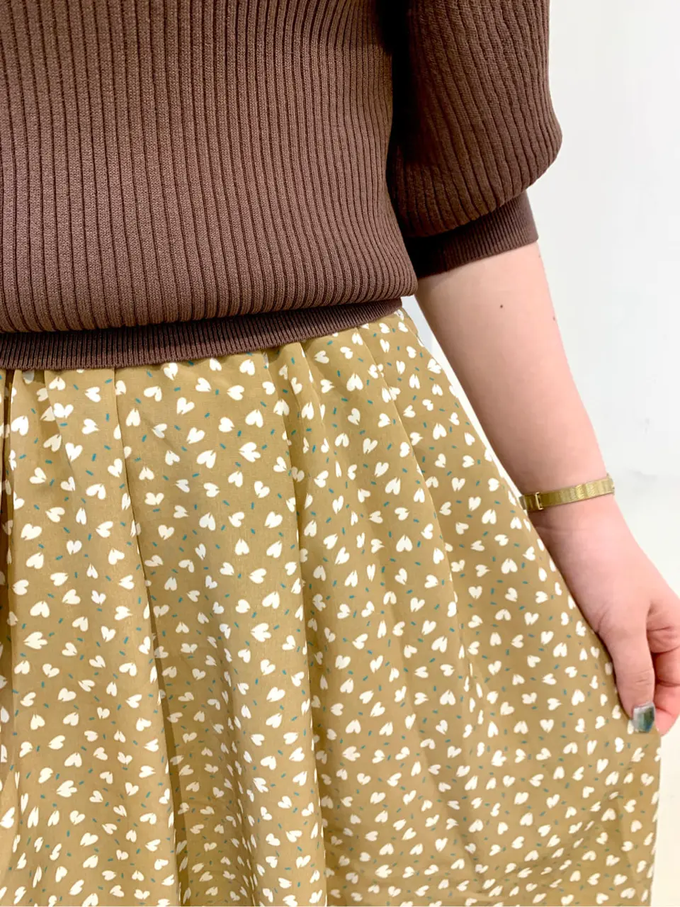 組曲 石井 コーディネート画像