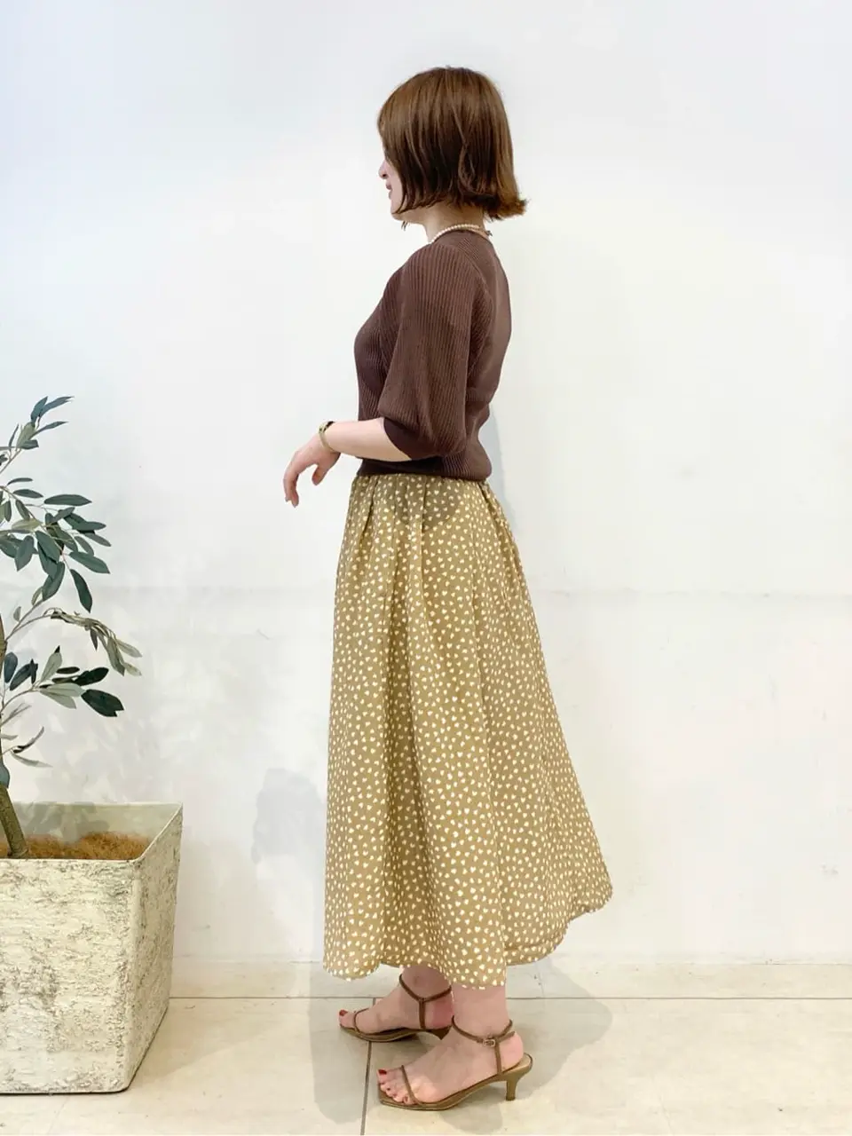 組曲 石井 コーディネート画像