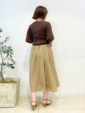 組曲 石井 コーディネート画像