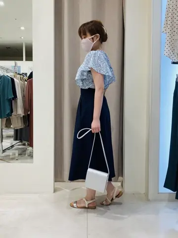 組曲 川根　彩 コーディネート画像