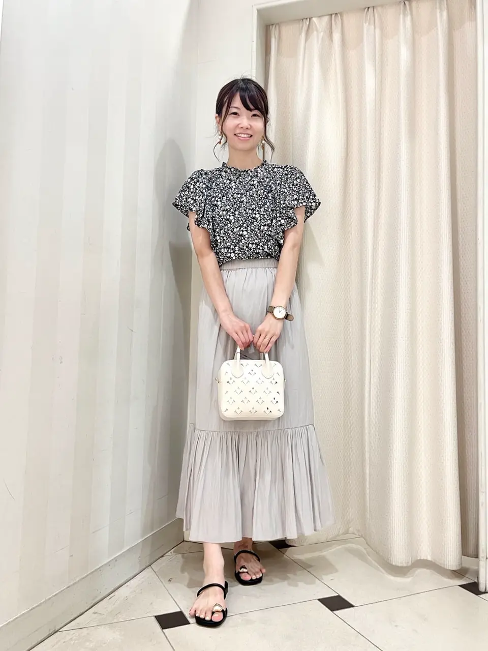 組曲 金井 コーディネート画像