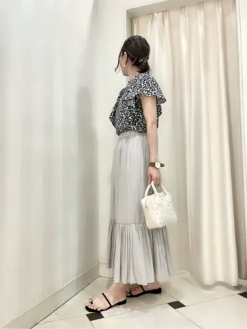 組曲 金井 コーディネート画像