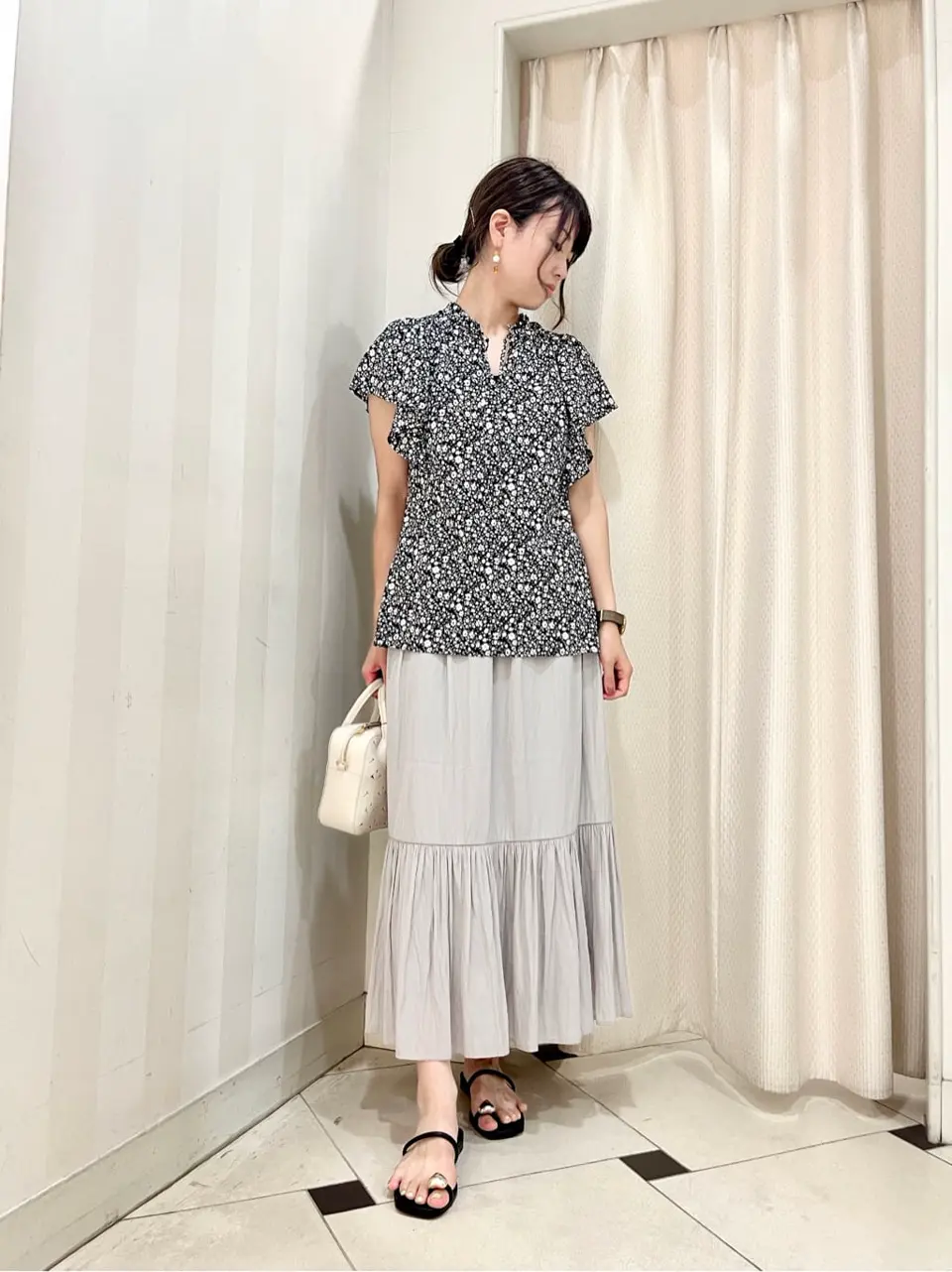 組曲 金井 コーディネート画像