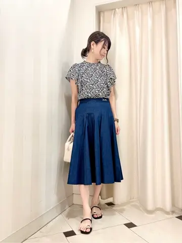 組曲 金井 コーディネート画像